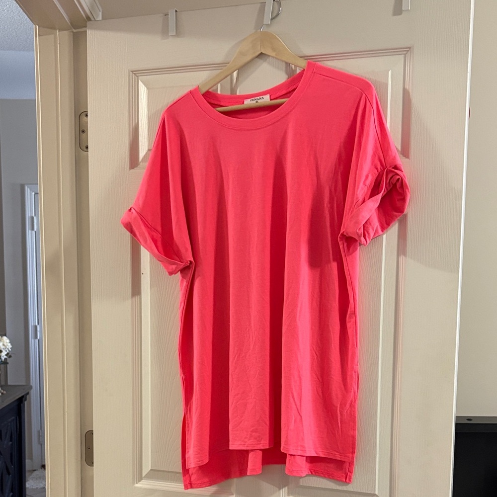 NWOT ZENANA tunic.